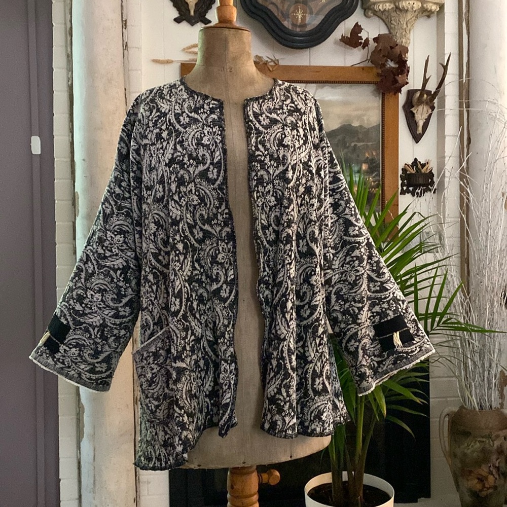 Ethnic style hip length lightweight jacket